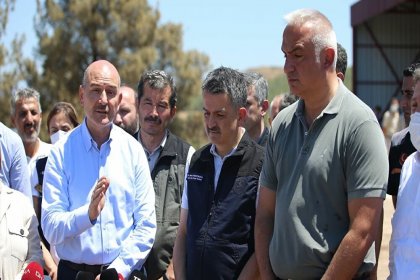 Milas Belediye Başkanı Muhammet Tokat: 3 bakanımız Milas’ta açıklama yapıyor, ben ekrandan izliyorum
