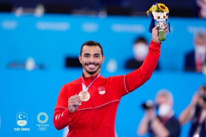 Türkiye'nin olimpiyat tarihinde ilk: Milli cimnastikçi Ferhat Arıcan Tokyo Olimpiyatları'nda bronz madalya kazandı