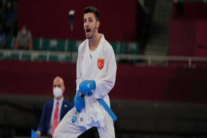 Milli karateci Eray Şamdan yarı finalde