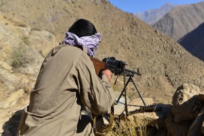 Pencşir'de Taliban'a karşı direniş sürüyor