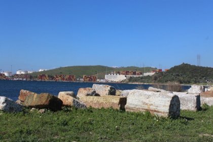 Sit derecesi düşürülen 3 bin yıllık Kyme Antik Kenti yok edilmek isteniyor: 'Kyme, Hasankeyf olmasın'