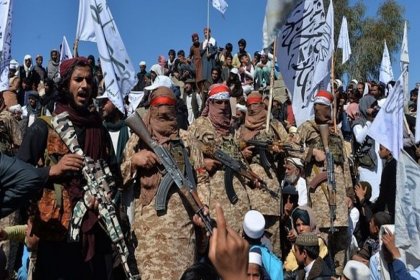 Taliban: Afganistan’da erkek ve kız öğrenciler ayrı sınıflarda eğitim görecek