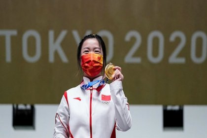 Tokyo Olimpiyatları'nda ilk altın madalya Çinli atıcı Qian Yang'ın oldu