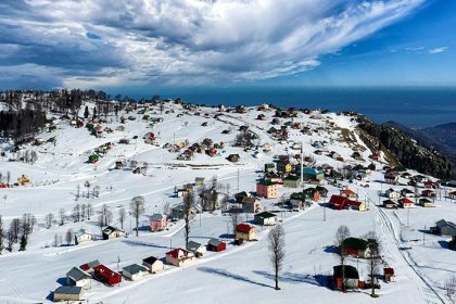 Trabzon'un Hıdırnebi Yaylası'nda kış güzelliği