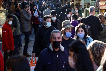 TTB: Aşı bulunmasına rağmen tehlike devam ediyor