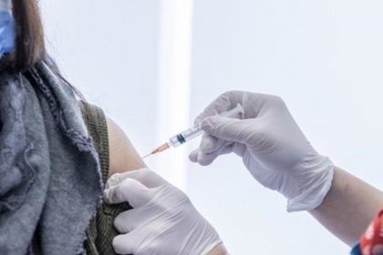 TTB'den aşı uyarısı: Akademisyenden, güvenlik görevlisine herkes aşılanmalı