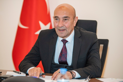 Tunç Soyer: İzmir'i doğa ile uyumlu dünyada örnek bir kent yapmaya kararlıyız