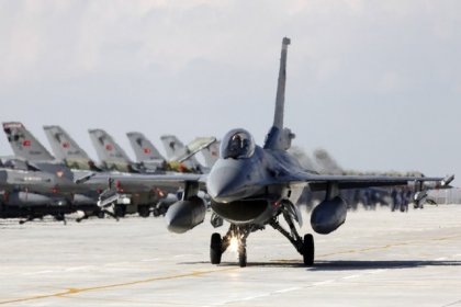 'Türkiye, 40 adet F-16 satın almak için ABD'ye başvurdu'