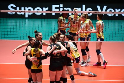 VakıfBank, CEV Şampiyonlar Ligi'nde 2. oldu