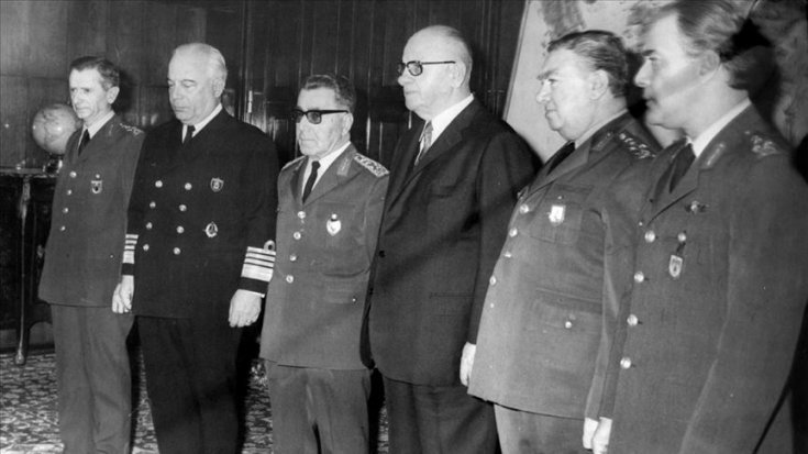 51 yıl önce 'sivil siyasete ikinci müdahale' 12 Mart muhtırası ile geldi 51 yıl önce 'sivil siyasete ikinci müdahale' 12 Mart muhtırası ile geldi