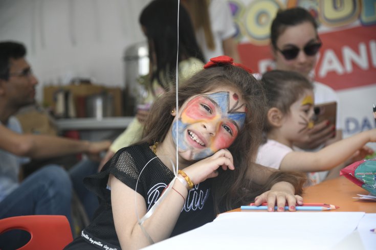 Adana Büyükşehir Belediyesi’nin ev sahipliğinde; geliri SMA hastası çocukların tedavisinde kullanılacak olan Adana Çocuk Festivali yapıldı Adana Büyükşehir Belediyesi’nin ev sahipliğinde; geliri SMA hastası çocukların tedavisinde kullanılacak olan Adana Çocuk Festivali yapıldı
