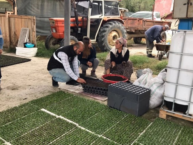 Ankara Büyükşehir Belediyesi, şimdi de kadın üreticiler için desteğe başladı Ankara Büyükşehir Belediyesi, şimdi de kadın üreticiler için desteğe başladı