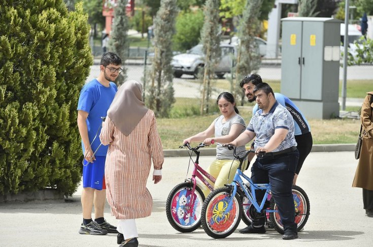 Ankara Büyükşehir Belediyesi'nden Dünya Bisiklet Günü'nde farkındalık etkinliği Ankara Büyükşehir Belediyesi'nden Dünya Bisiklet Günü'nde farkındalık etkinliği