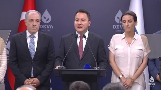 Babacan’dan Erdoğan’a: ‘Derhal gereğini yapmak zorundasınız, Pabuç bırakmayacağız' Babacan’dan Erdoğan’a: ‘Derhal gereğini yapmak zorundasınız, Pabuç bırakmayacağız'