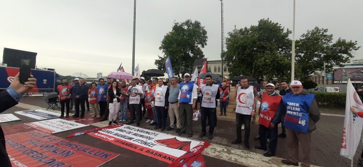 Birleşik Kamu-İş Konfederasyonu Türkiye'nin 81 ilinde eş zamanlı TÜİK'in maaşları etkileyecek yanlış açıkladığı değerlemeler hakkında açıklama yaptı