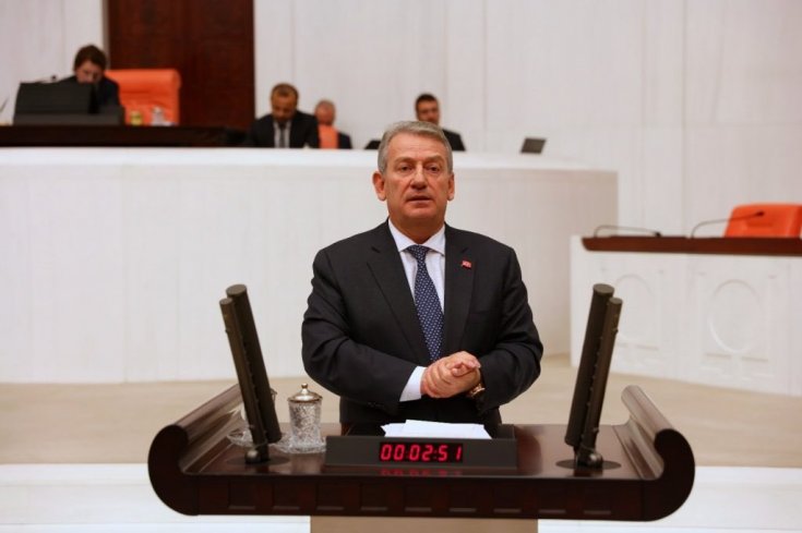 CHP 25-26 dönem Trabzon milletvekili Av. Haluk Pekşen hayatını kaybetti CHP 25-26 dönem Trabzon milletvekili Av. Haluk Pekşen hayatını kaybetti