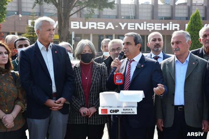 CHP Bursa İl Başkanı İsmet Karaca'dan Yenişehir havaalanından uçuş iptaline tepki CHP Bursa İl Başkanı İsmet Karaca'dan Yenişehir havaalanından uçuş iptaline tepki
