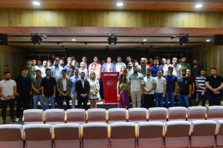CHP Gençlik Kolları başkanlarından ortak KYK açıklaması CHP Gençlik Kolları başkanlarından ortak KYK açıklaması