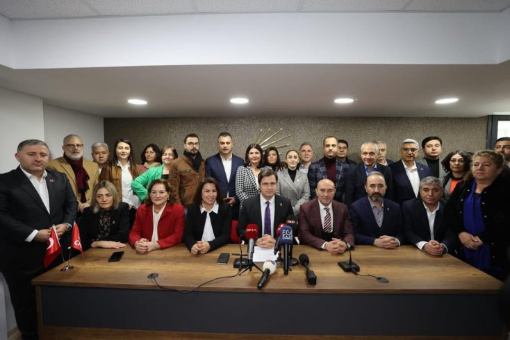 CHP İzmir İl Başkanı Deniz Yücel istifa etti