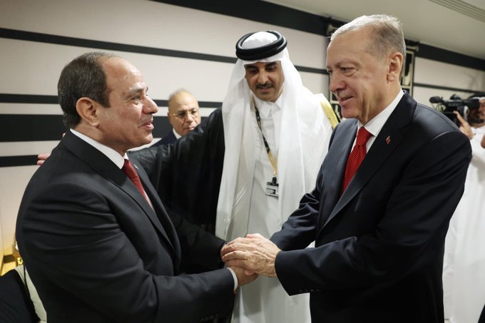 CHP Sözcüsü Faik Öztrak, Katar'da Erdoğan ile Sisi buluşmasını yorumladı