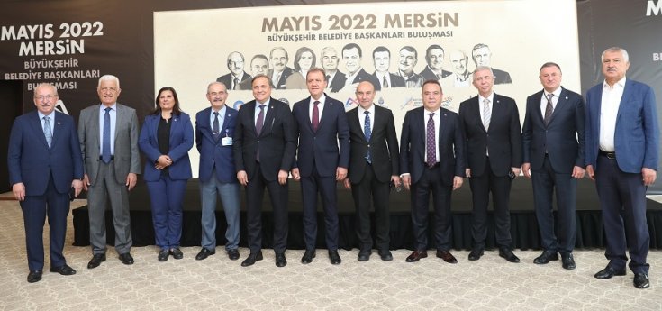 CHP’li Belediye Başkanları Mersin’de buluştu CHP’li Belediye Başkanları Mersin’de buluştu