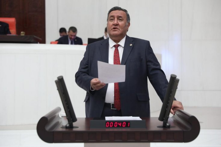 CHP'li Gürer: 'Kamudaki taşeron işçiler derhal kadroya alınmalı” CHP'li Gürer: 'Kamudaki taşeron işçiler derhal kadroya alınmalı”