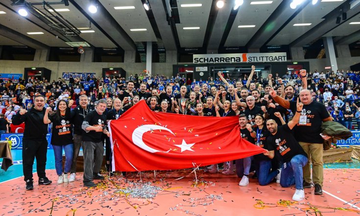 Eczacıbaşı, CEV Cup şampiyonu!