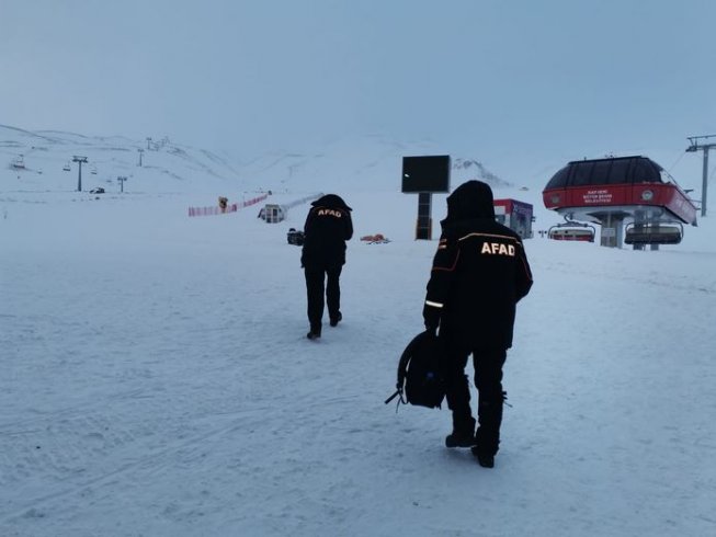 Erciyes'te çığ düştü, Kanadalı kayakçı hayatını kaybetti