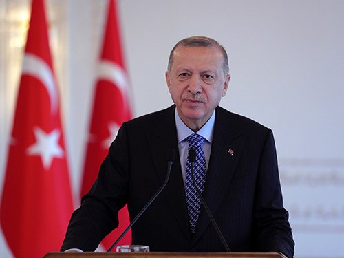 Erdoğan; '15 Temmuz gecesi Türkiye’nin asla esir edilemeyeceğini gösterdik'