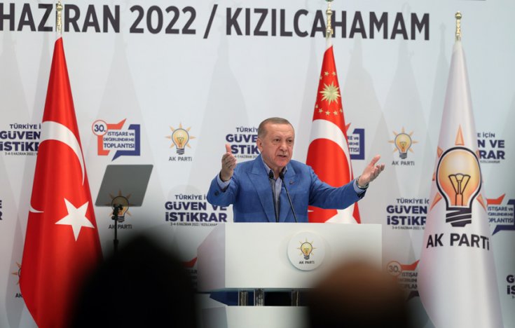 Erdoğan; '3600 Ek gösterge ile 4 meslek grubunu değil 5 milyonu aşkın memur ve emeklilerin tamamını kapsayan çözümün müjdesini paylaşmak istiyorum' Erdoğan; '3600 Ek gösterge ile 4 meslek grubunu değil 5 milyonu aşkın memur ve emeklilerin tamamını kapsayan çözümün müjdesini paylaşmak istiyorum'