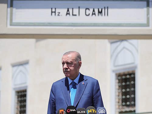 Erdoğan, Cuma namazını Hz. Ali Camii’nde kıldıktan sonra açıklama yaptı
