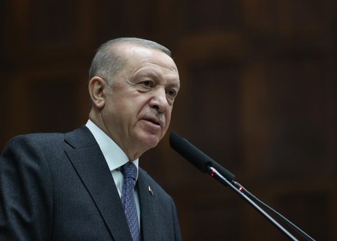 Erdoğan duyurdu; kapalı mekânlardaki maske kullanma zorunluğunu tümüyle kaldırma kararı aldık Erdoğan duyurdu; kapalı mekânlardaki maske kullanma zorunluğunu tümüyle kaldırma kararı aldık