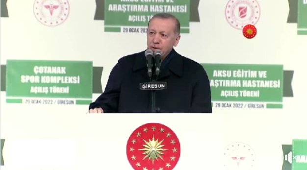 Erdoğan, Giresun'dan İmamoğlu'nu hedef aldı; 'Bende İstanbul'da belediye başkanlığı yaptım, sel olunca biz balıkçıya değil vatandaşımızın yanına gittik, Ama birileri de bir yerlerde kafayı bulmaya gidiyor'
