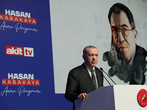 Erdoğan, Hasan Karakaya'yı Anma Programı'nda konuştu; '2002'den itibaren Türkiye'de gerçekten tarihi bir dönüşüme imza attık'