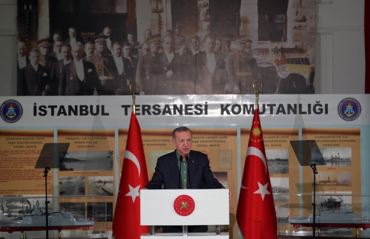 Erdoğan, İstanbul Tersane Komutanlığı’nda işçilerle iftarda bir araya geldi Erdoğan, İstanbul Tersane Komutanlığı’nda işçilerle iftarda bir araya geldi
