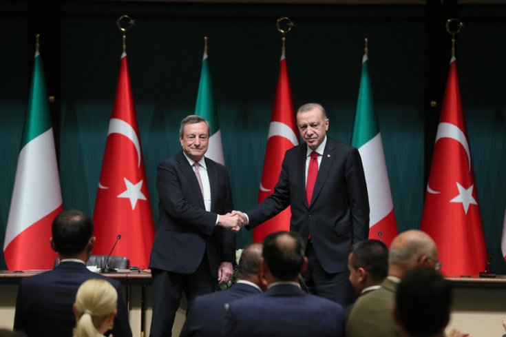 Erdoğan, İtalya Başbakanı Draghi ile ortak basın toplantısında; İtalya, Türkiye’nin üyeliğinin Avrupa Birliği’ne sağlayacağı katma değerin bilincindedir