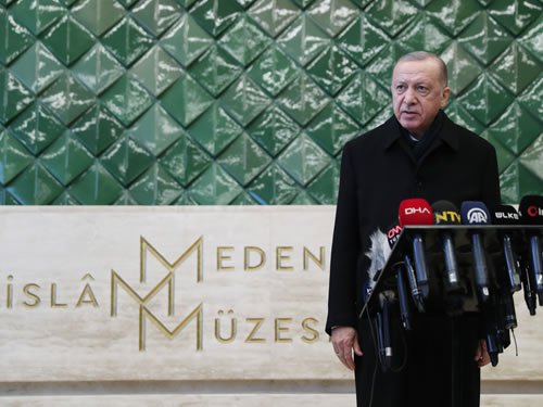 Erdoğan: Rusya ve Ukrayna arasında bir barışın hâkim olmasına biz ara bulucu olabiliriz Erdoğan: Rusya ve Ukrayna arasında bir barışın hâkim olmasına biz ara bulucu olabiliriz