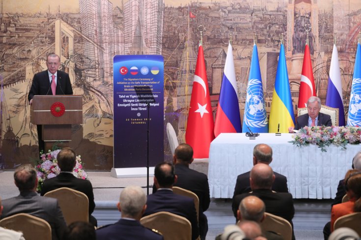 Erdoğan, Tahıl ve yiyecek maddelerinin Ukrayna limanlarından emniyetli sevki girişimi belgesi imza töreninde konuştu