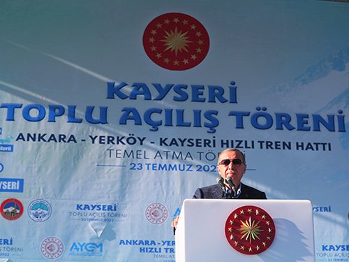 Erdoğan, 'Temelini atacağımız yatırımların toplam tutarı da 24 milyar lirayı buluyor. Dolayısıyla sadece bugün Kayseri’ye yaklaşık 54 milyar liralık müjdeyle geldik' Erdoğan, 'Temelini atacağımız yatırımların toplam tutarı da 24 milyar lirayı buluyor. Dolayısıyla sadece bugün Kayseri’ye yaklaşık 54 milyar liralık müjdeyle geldik'