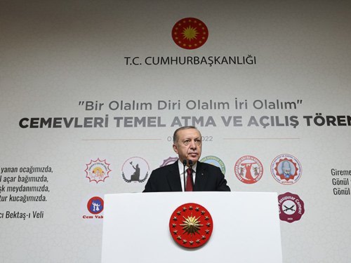 Erdoğan toplu Cemevleri açılışında konuştu; '85 milyon insanımızın her bir ferdi devletimizin birinci sınıf vatandaşıdır' Erdoğan toplu Cemevleri açılışında konuştu; '85 milyon insanımızın her bir ferdi devletimizin birinci sınıf vatandaşıdır'