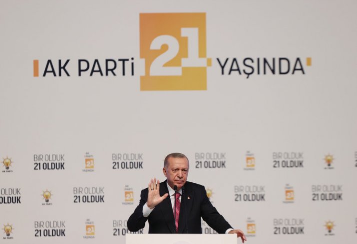 Erdoğan; Türkiye, 2023 vizyonunu siyaseti ve ekonomisiyle dünyanın en büyükleri arasında yer alma hedefi üzerine inşa etmektedir