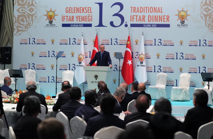 Erdoğan; 'Ukrayna savaşı, adil bir dünya düzeni kurma arayışımızın ne kadar isabetli olduğunu bir kez daha gösterdi' Erdoğan; 'Ukrayna savaşı, adil bir dünya düzeni kurma arayışımızın ne kadar isabetli olduğunu bir kez daha gösterdi'