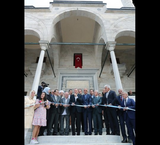 Erdoğan, Üküdar'da restorasyonu tamamlanan Ayazma Camii’nin açılışını yaptı Erdoğan, Üküdar'da restorasyonu tamamlanan Ayazma Camii’nin açılışını yaptı