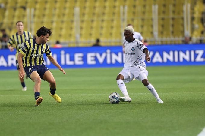 Fenerbahçe 4-2 Adana Demirspor Fenerbahçe 4-2 Adana Demirspor