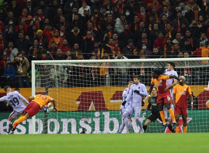 Galatasaray 1-2 Barcelona