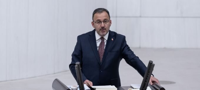 Gençlik ve Spor Bakanı Kasapoğlu, 5 milyon kişiye yüzme öğrettik Gençlik ve Spor Bakanı Kasapoğlu, 5 milyon kişiye yüzme öğrettik