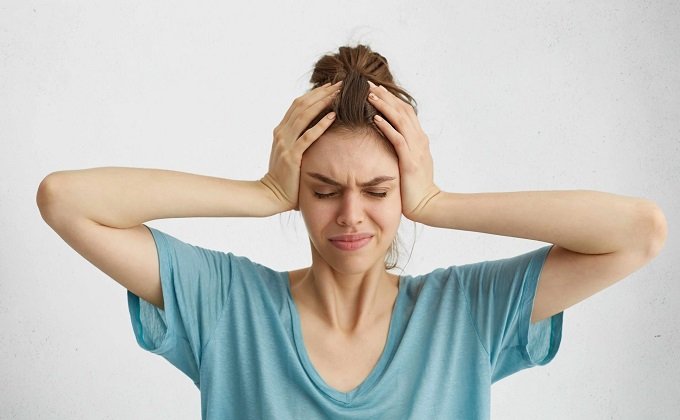 Hava durumundaki değişiklikler baş ağrılarını nasıl etkiliyor?