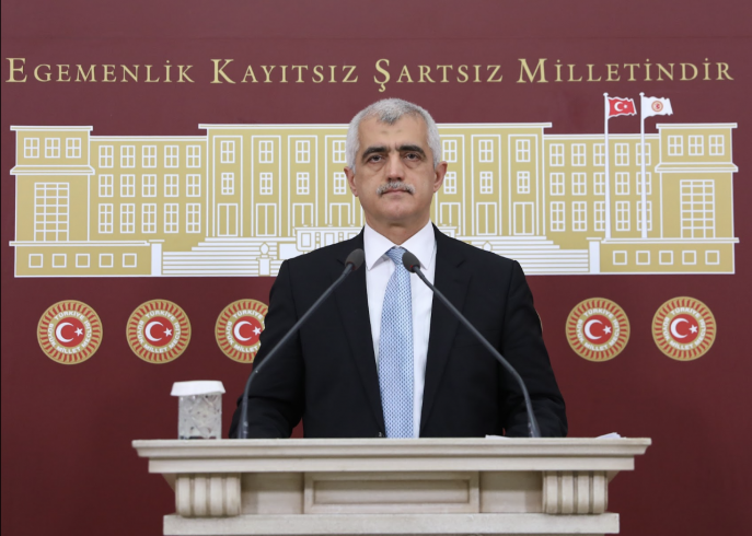 HDP'li Gergerlioğlu, bakanlara Organize Sanayi Bölgelerinde elektrik ve doğalgaz kesintisi sonrası yaşanan mağduriyetleri sordu HDP'li Gergerlioğlu, bakanlara Organize Sanayi Bölgelerinde elektrik ve doğalgaz kesintisi sonrası yaşanan mağduriyetleri sordu