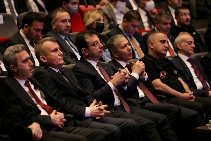 İBB Başkanı Ekrem İmamoğlu; Artık çözümü konuşmalıyız İBB Başkanı Ekrem İmamoğlu; Artık çözümü konuşmalıyız