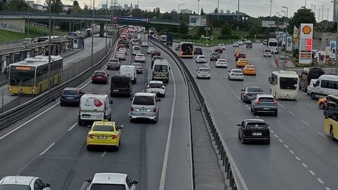 İstanbul'da anaokulu ve ilkokul 1’inci sınıf öğrencileri uyum haftası trafiği! İstanbul'da anaokulu ve ilkokul 1’inci sınıf öğrencileri uyum haftası trafiği!